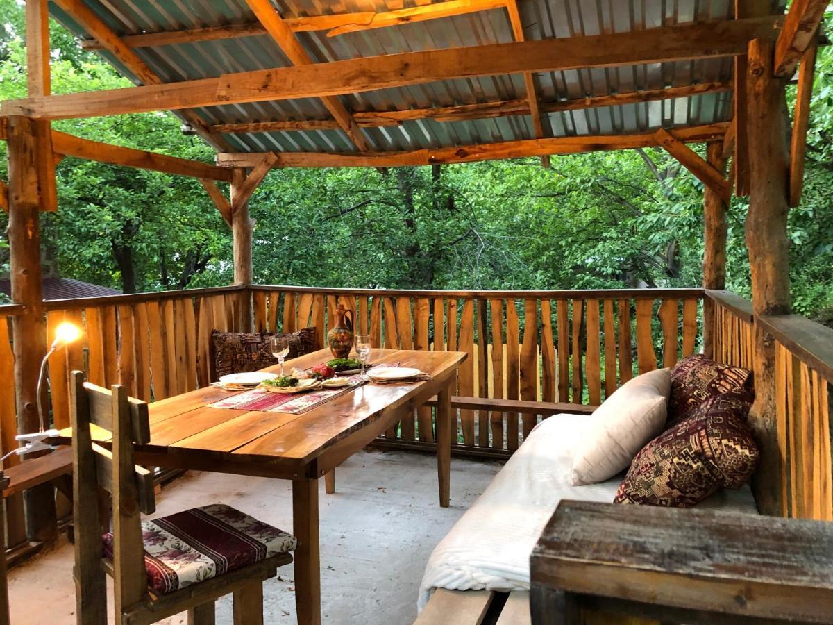 Bjnihouse, Guest House Bagian luar foto