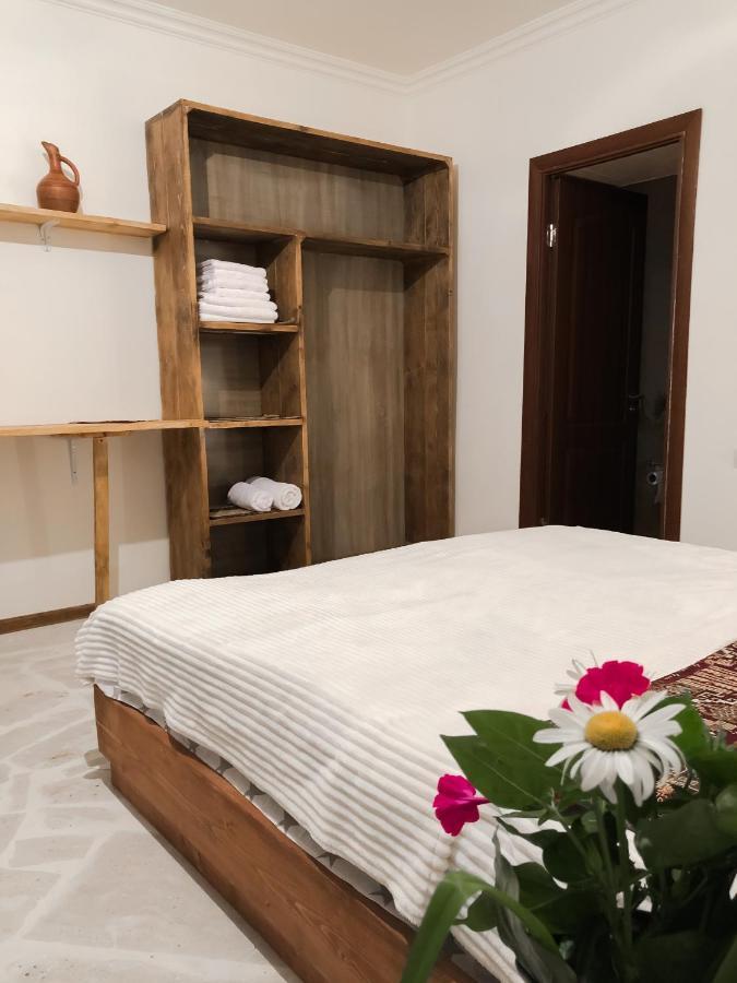 Bjnihouse, Guest House Bagian luar foto
