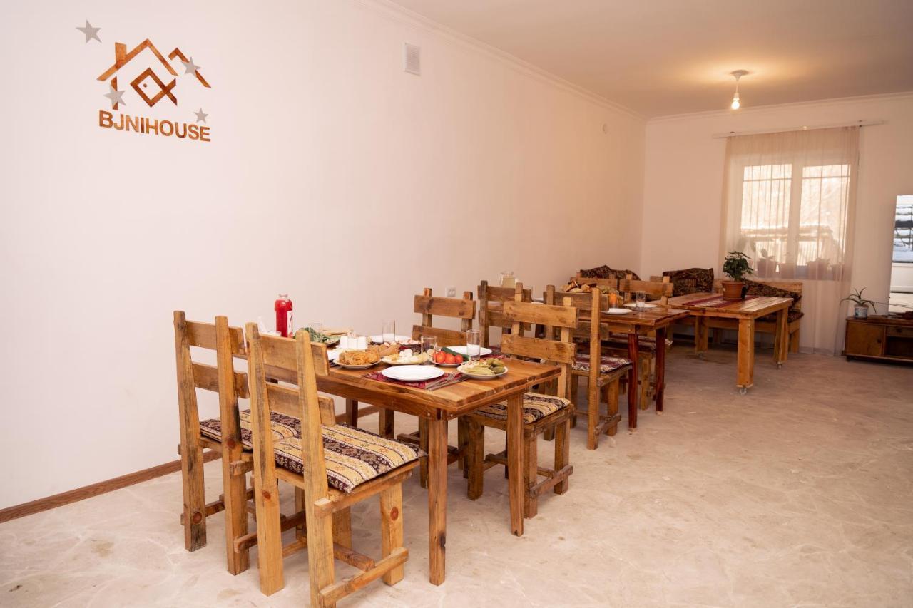 Bjnihouse, Guest House Bagian luar foto
