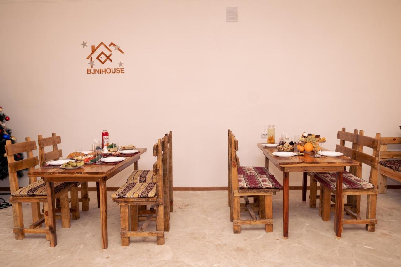 Bjnihouse, Guest House Bagian luar foto